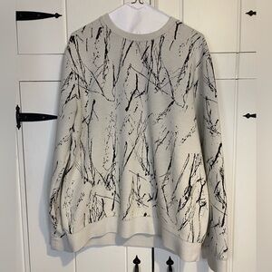 Rare, Vintage, Abstract Black & Cream H&M 
Crew Neck Sweatshirt/Thermal. Size L.